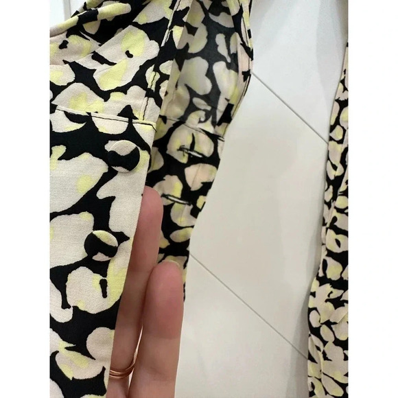 NWT & Other Stories Black and White printed midi dress long sleeve size 0 - Picture 3 of 14